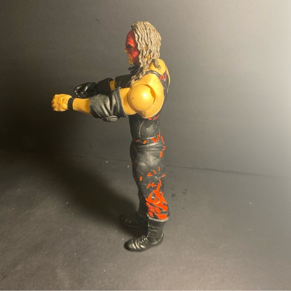 KANE 2017 MATTEL FIGURE WWE WWF Kane SERIES Demon Mask Big Red Machine HTF - Picture 4 of 5